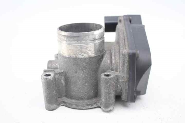 VAG A2C53060088 Cuerpo de aceleración completo  disponible Valladolid