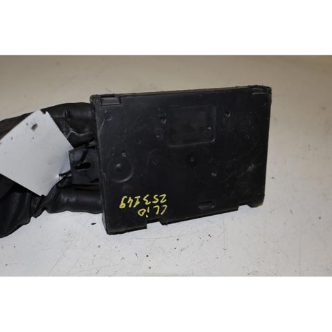 A2C92226608 RENAULT Caja de fusibles  en stock Gandía