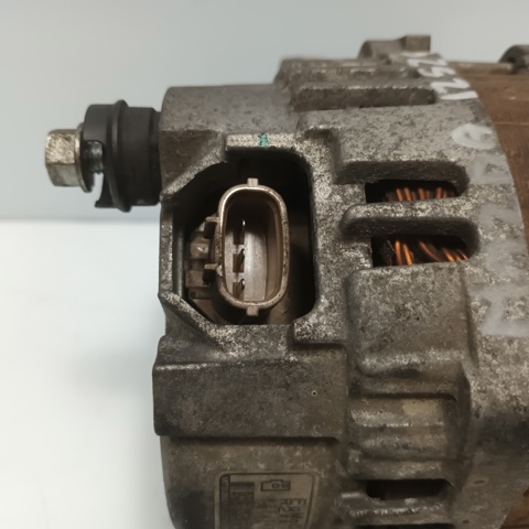 A2TJ0681A MAZDA Alternador comprar Madrid