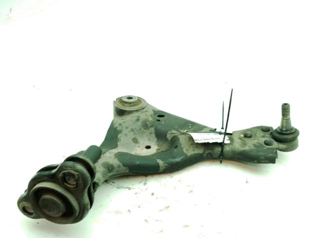 MERCEDES A4473301407 Brazo inferior izquierdo de la suspensión delantera  en stock Valencia