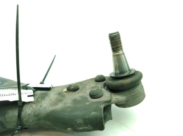 A4473301407 MERCEDES Brazo inferior izquierdo de la suspensión delantera  comprar en Oviedo