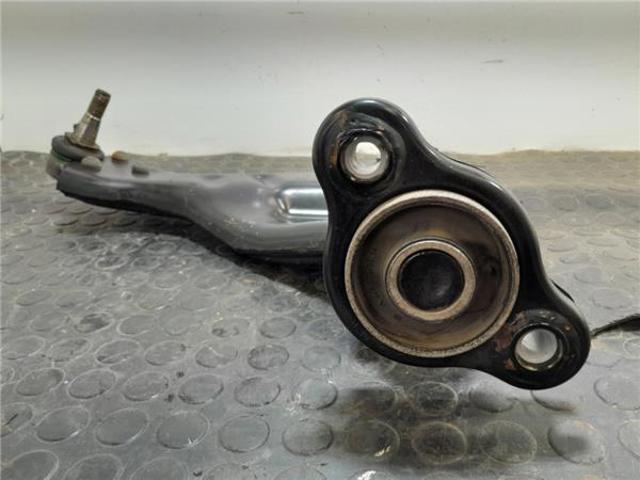A4473301407 MERCEDES Brazo inferior izquierdo de la suspensión delantera  comprar en Lleida