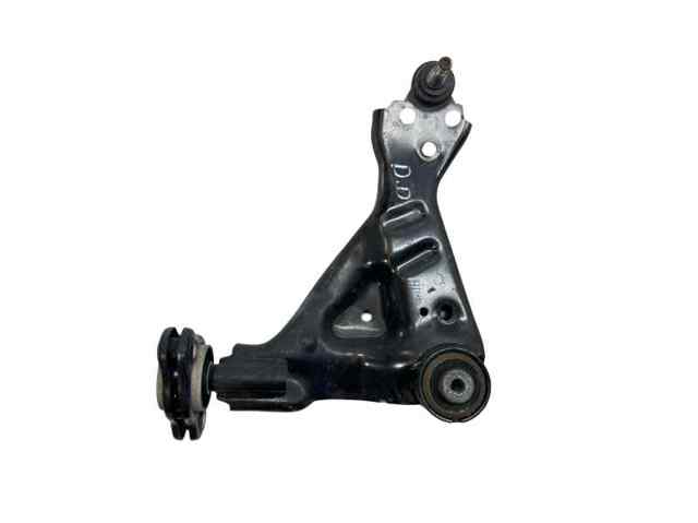 Brazo inferior derecho de la suspensión delantera A4473301507 MERCEDES