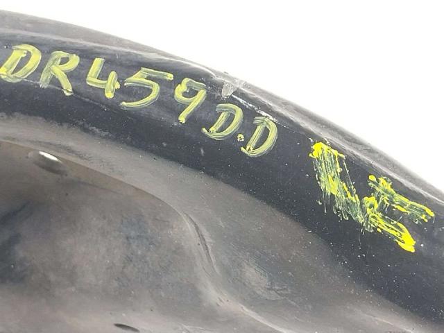 MERCEDES A4473301507 Brazo inferior derecho de la suspensión delantera  disponible España