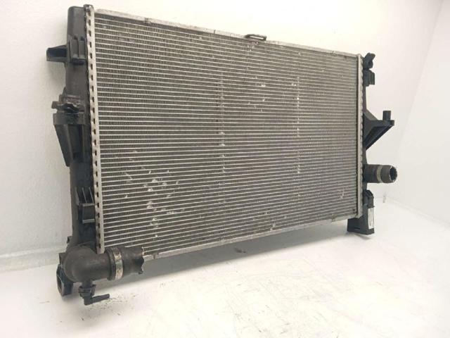 A4475010201 MERCEDES Radiador de refrigeración del motor  disponible Ourense