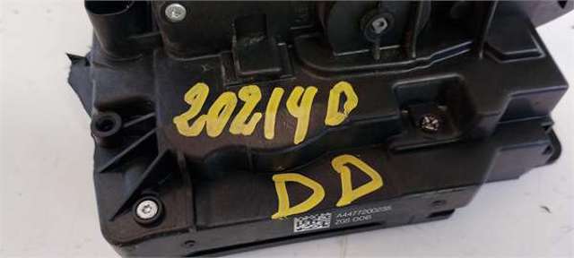 A4477200235 Cerradura de puerta delantera derecha  comprar en Pontevedra