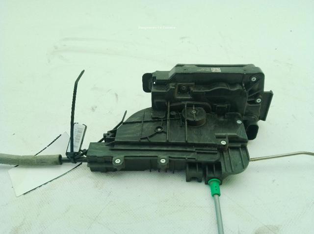 MERCEDES A4477200235 Cerradura de puerta delantera derecha  comprar en Murcia
