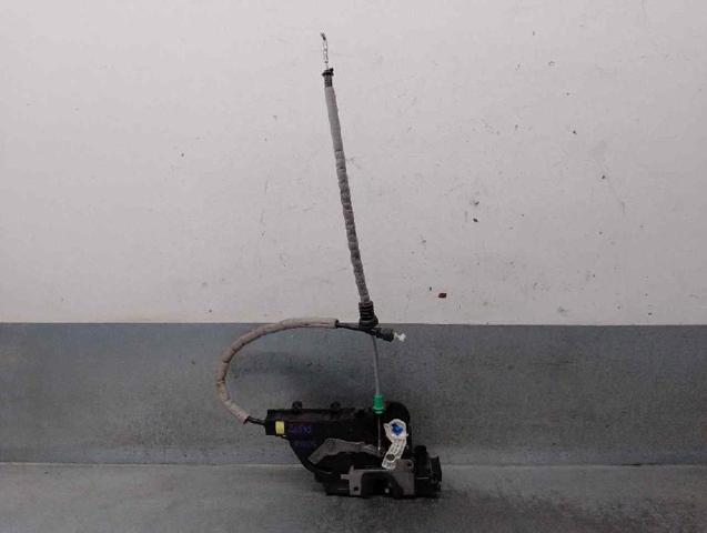 MERCEDES A4477200235 Cerradura de puerta delantera derecha  en stock Terrassa
