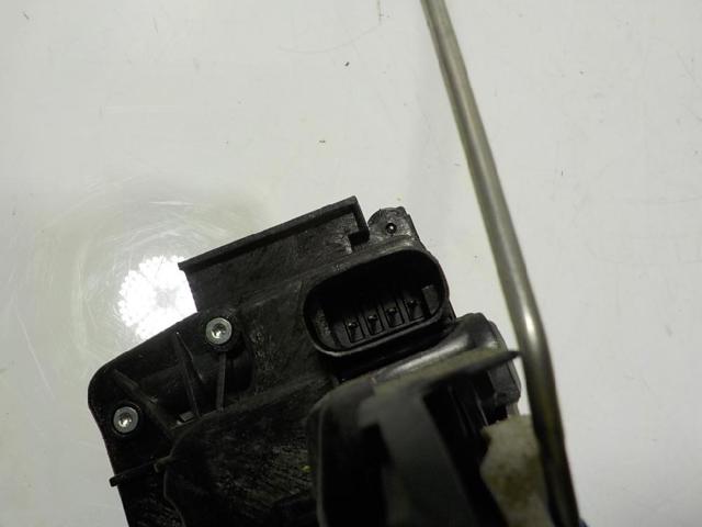 A4477200235 Cerradura de puerta delantera derecha  comprar en Pontevedra