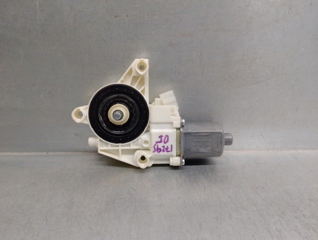 A4479063500 MERCEDES Motor del elevalunas de la puerta delantera izquierda  comprar en Lleida