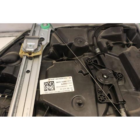 A4479063500 Motor del elevalunas de la puerta delantera izquierda  disponible Utrera