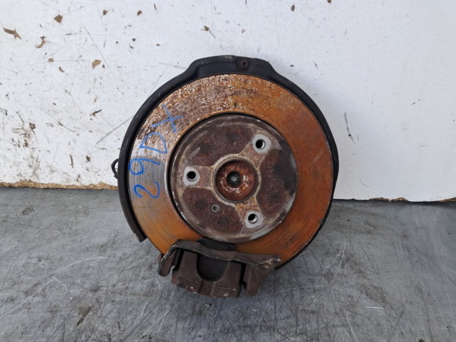 Buje de rueda delantero A4513300059 MERCEDES