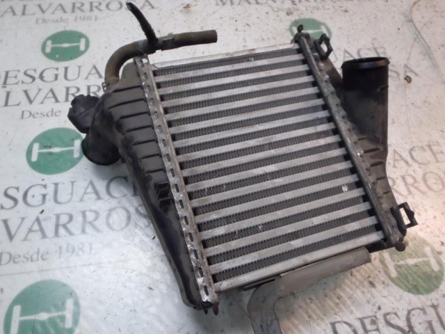 Radiador de intercooler A4515010101 MERCEDES