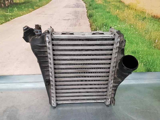 Enfriador de aire de admisión A4515010301 MERCEDES
