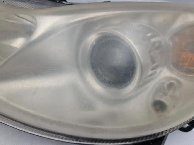 MERCEDES A4518200159 Faro izquierdo  disponible Lugo