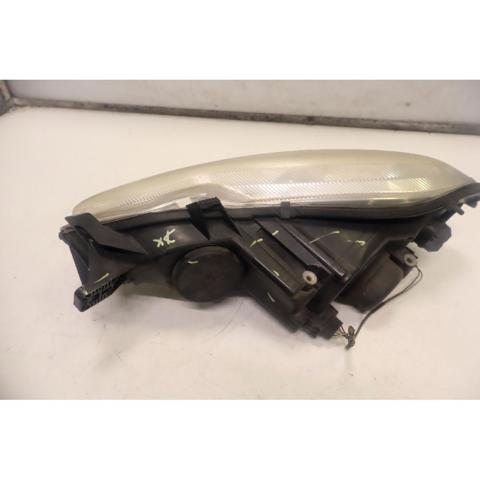A4518200259 Faro derecho  en stock Sabadell