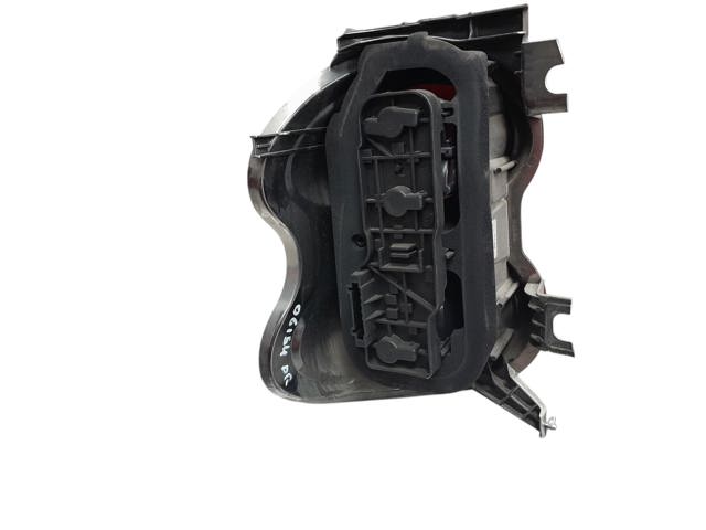 Piloto trasero derecho A4518200264 MERCEDES