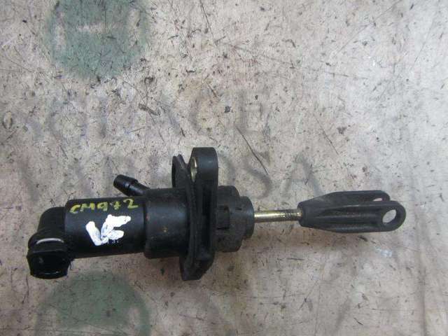 Cilindro maestro de clutch A4542900004 MERCEDES
