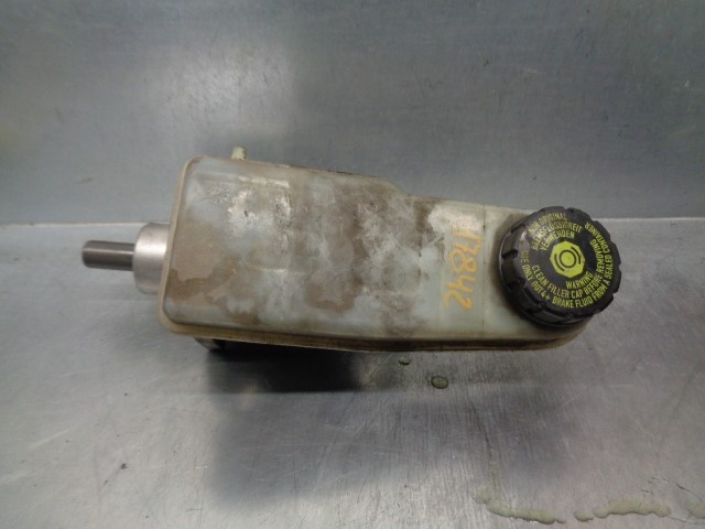 Cilindro principal de freno A4544300001 MERCEDES