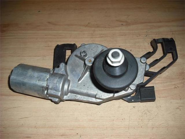 MERCEDES A4548200208 Motor del limpiaparabrisas trasero  disponible España