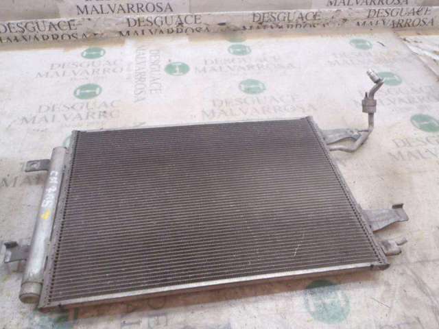MERCEDES A4548300070 Condensador de aire acondicionado  disponible Valladolid