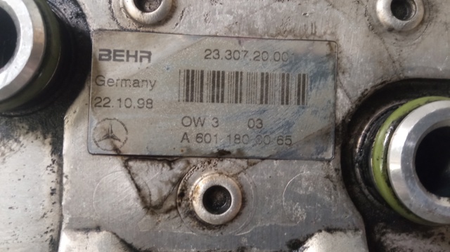 MERCEDES A6011800065 Radiador de aceite  comprar en Albacete