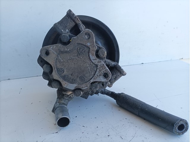 A6042360010 MERCEDES Polea de la bomba de dirección asistida  disponible Ourense