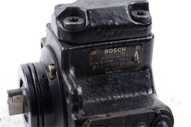 MERCEDES A6110700501 Bomba inyectora comprar Pamplona