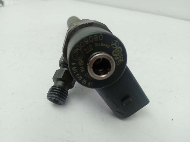 MERCEDES A6110700987 Inyector comprar Tarragona