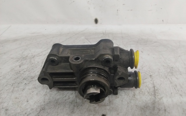 A6110900250 MERCEDES Bomba de combustible mecánica  comprar en Oviedo