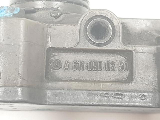 A6110900250 Bomba de combustible mecánica comprar Girona