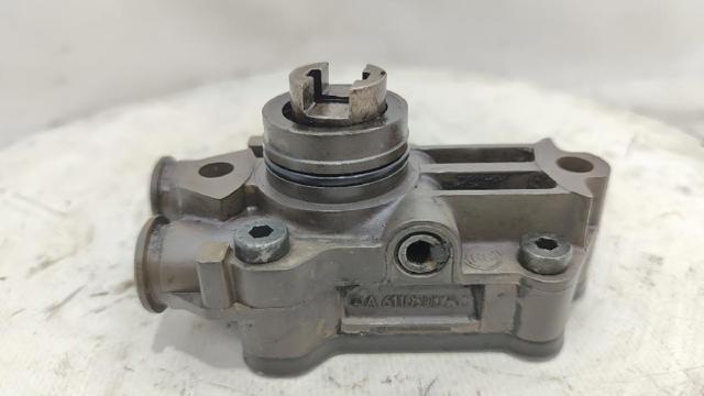 A6110900250 Bomba de combustible mecánica  disponible Burgos