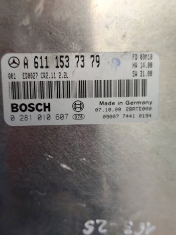 A6111537379 MERCEDES Unidad de control del motor (ECU)  disponible Vigo