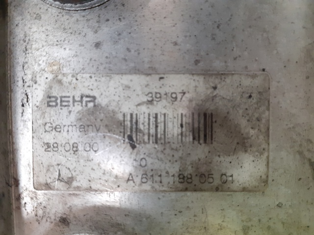 A6111880501 Radiador de aceite  en stock Granada