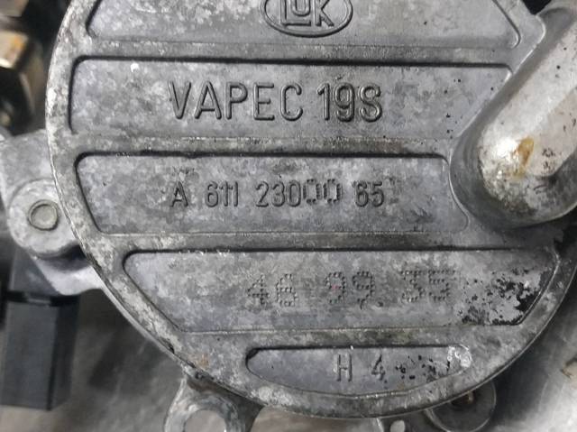 MERCEDES A6112300065 Bomba de vacío  en stock Terrassa
