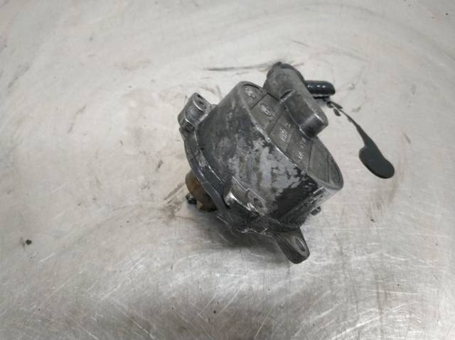 A6112300065 Bomba de vacío comprar Girona