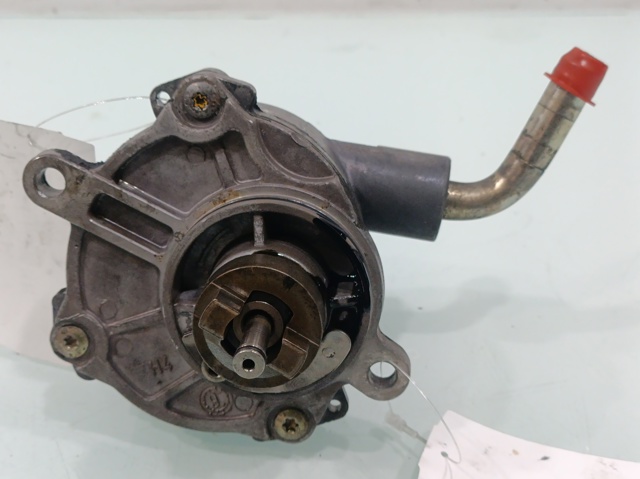 MERCEDES A6112300065 Bomba de vacío comprar Pamplona