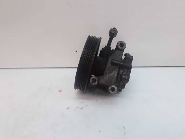 A6112300115 Polea de la bomba de dirección asistida  comprar en Zaragoza