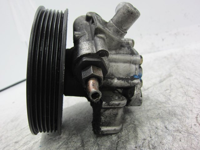MERCEDES A6112300115 Polea de la bomba de dirección asistida  en stock Terrassa