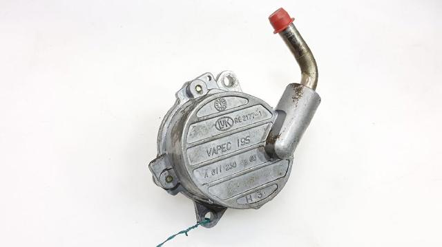 MERCEDES A6112300165 Bomba de vacío  disponible Lugo