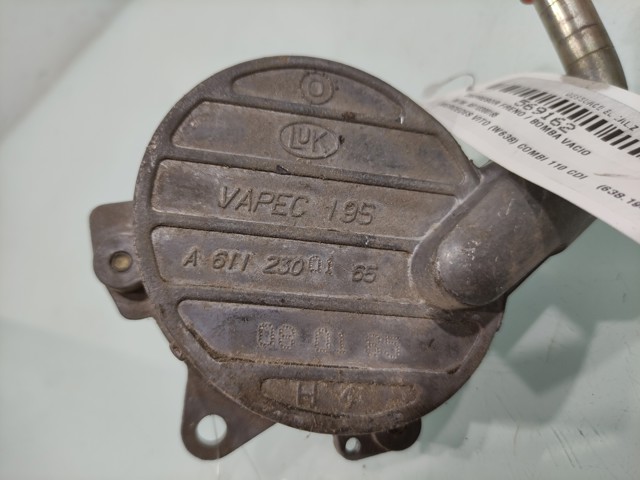 A6112300165 MERCEDES Bomba de vacío  disponible Ourense