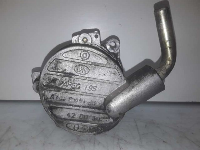 A6112300165 MERCEDES Bomba de vacío comprar Bilbao
