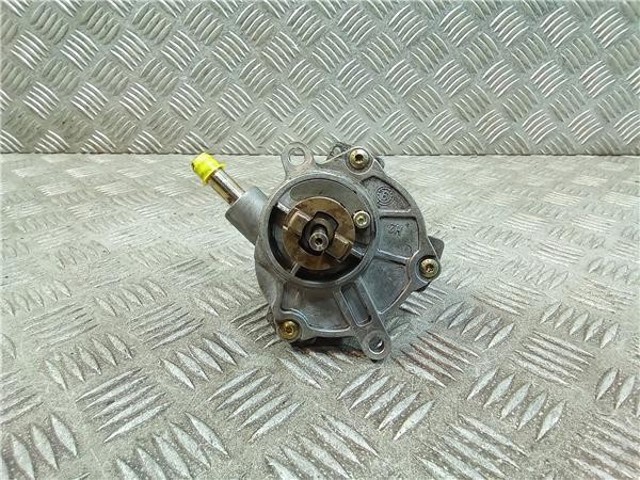 MERCEDES A6112300265 Bomba de vacío comprar Pamplona