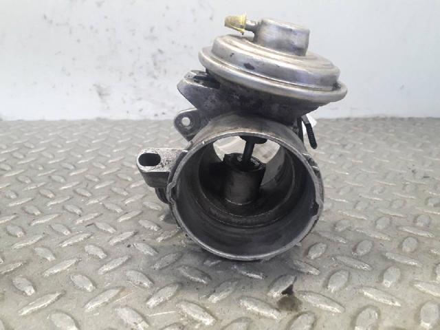 MERCEDES A61123065 Bomba de vacío  disponible España
