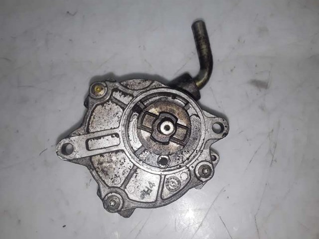 A61123065 MERCEDES Bomba de vacío  en stock Gandía