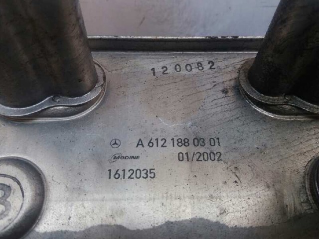 MERCEDES A6121880301 Radiador de aceite  comprar en Albacete