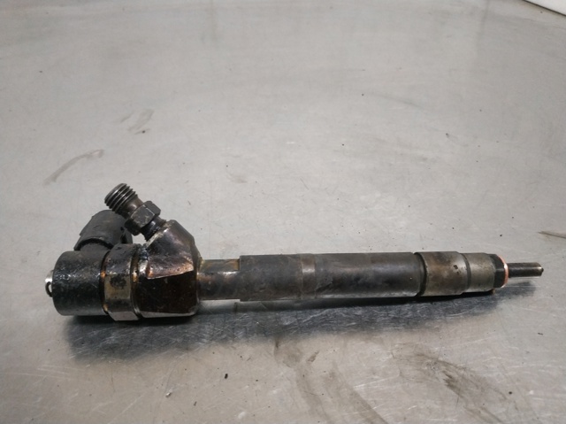 Inyector-bomba A6130700187 MERCEDES