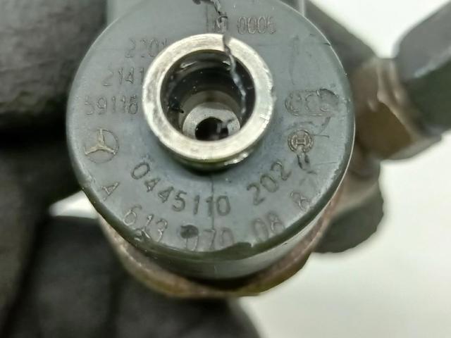 A6130700887 MERCEDES Inyector de combustible  disponible Vigo