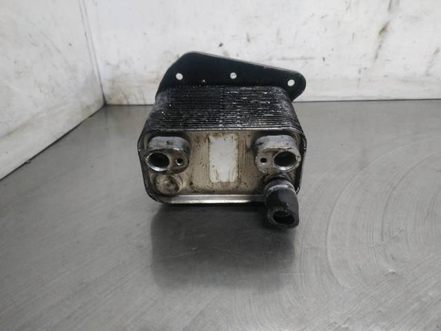 A6131880101 Radiador de aceite  en stock Sabadell