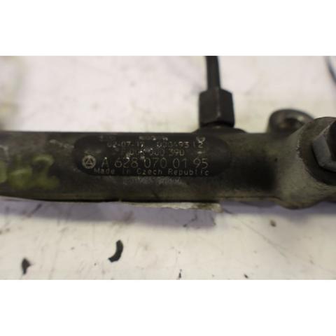 A6280700195 MERCEDES Rampa de combustible izquierda  disponible Alicante